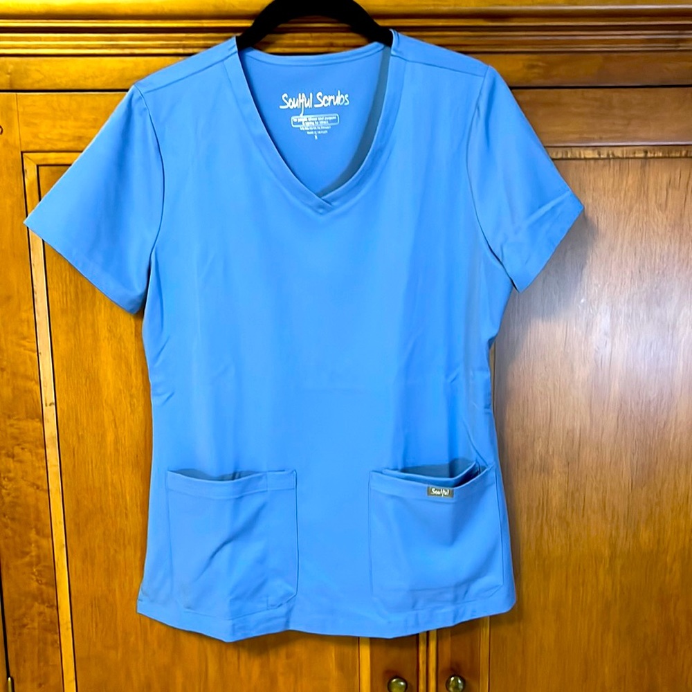 Soulful Scrubs Top. Size S